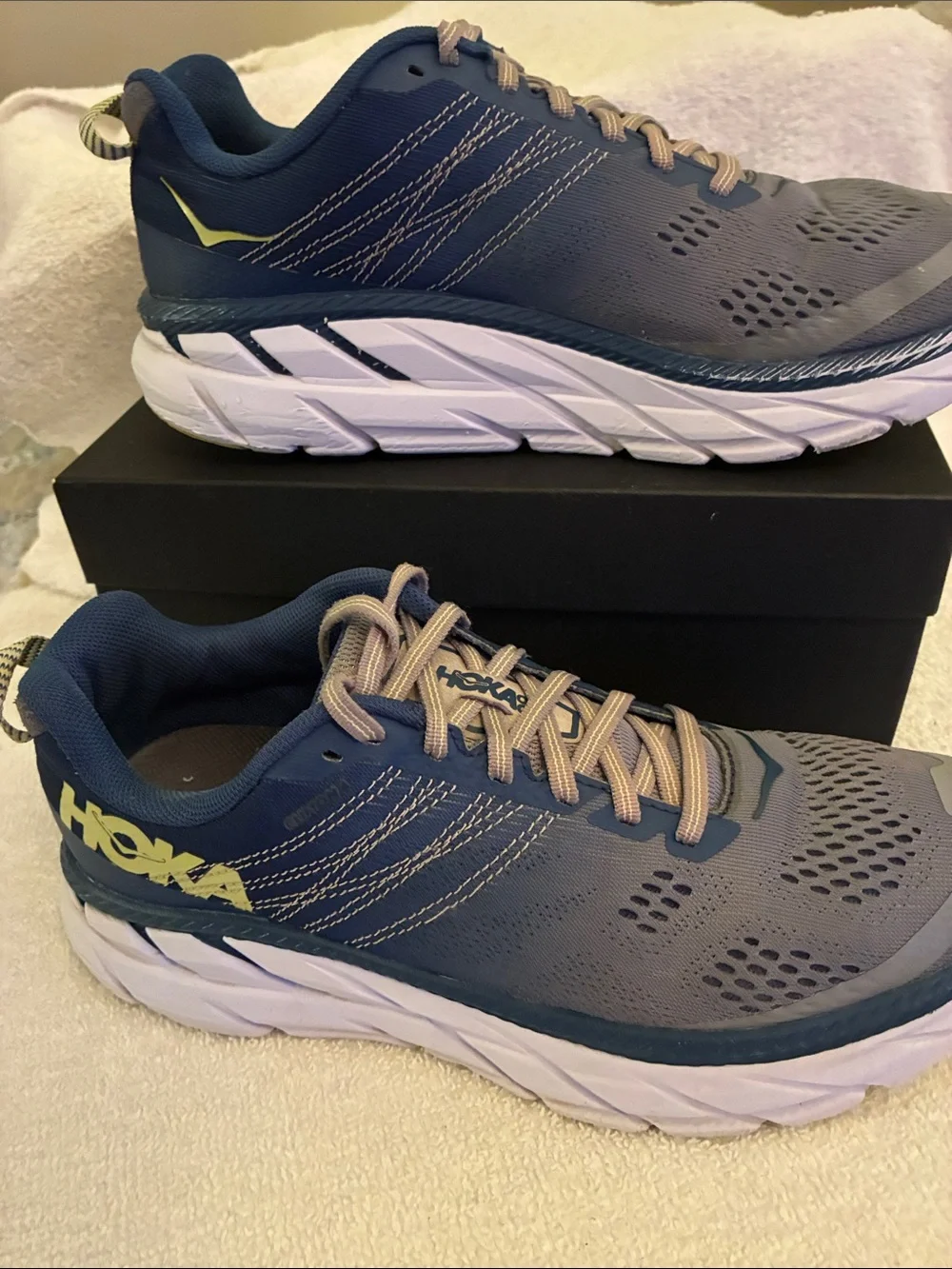 Hoka Clifton 6 Gray Navy Running Shoes w/Yellow Toe Accents mesh upper